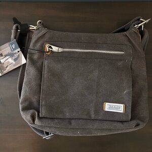 TravelOn Heritage Hobo Bag NWT